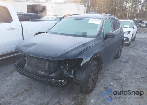 2019 Volkswagen Tiguan 2.0T Se/2.0T Sel/2.0T Sel R-Line/2.0T Sel R-Line Black z USA, uszkodzony, nr VIN 3VV3B7AX1KM072693